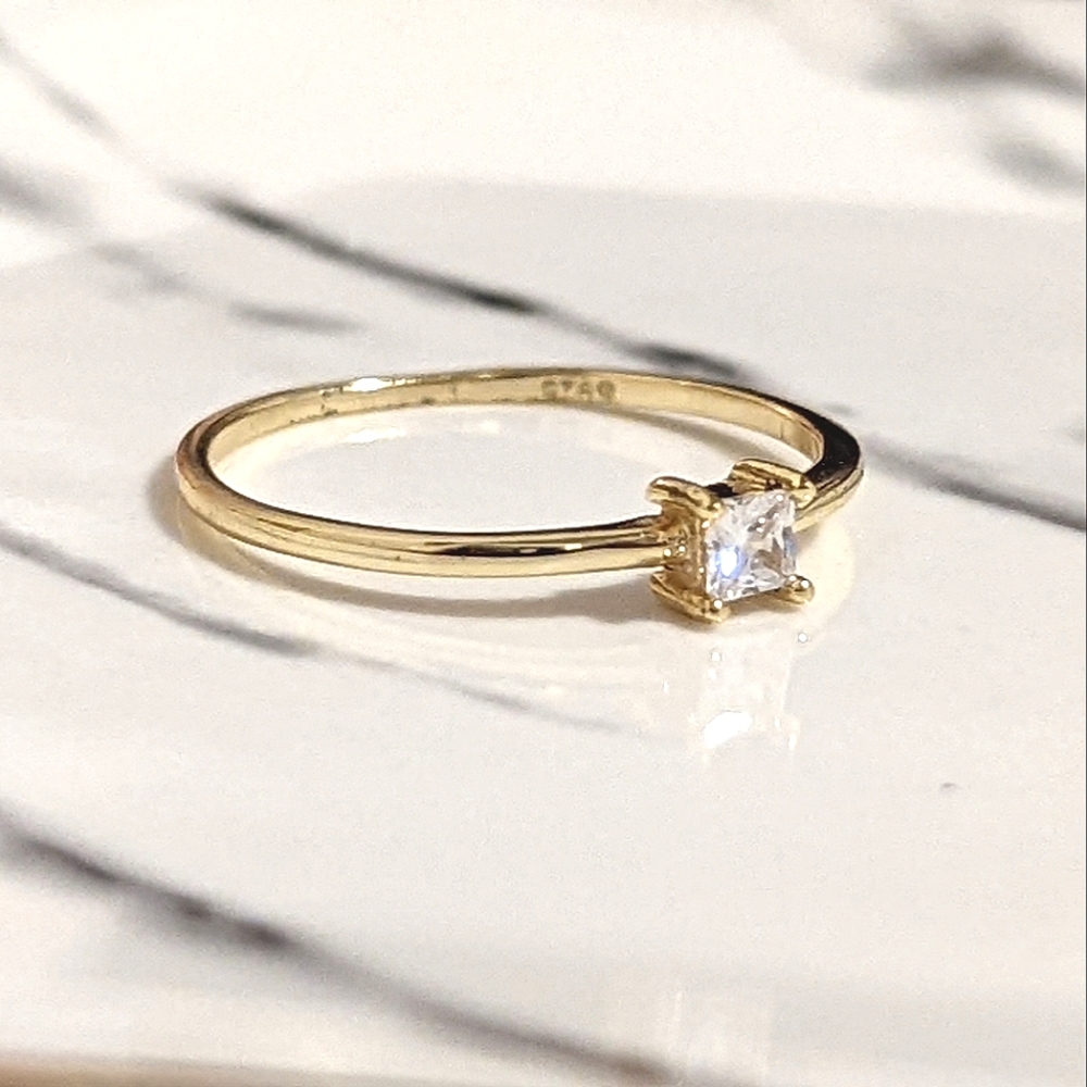 Golden Square Ring Size 8 S925